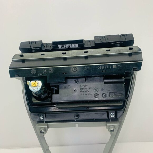 07-10 BMW E83 X3 Center Console Trim Bezel Ashtray Switch OEM 3411706 OEM Silver - Picture 10 of 14